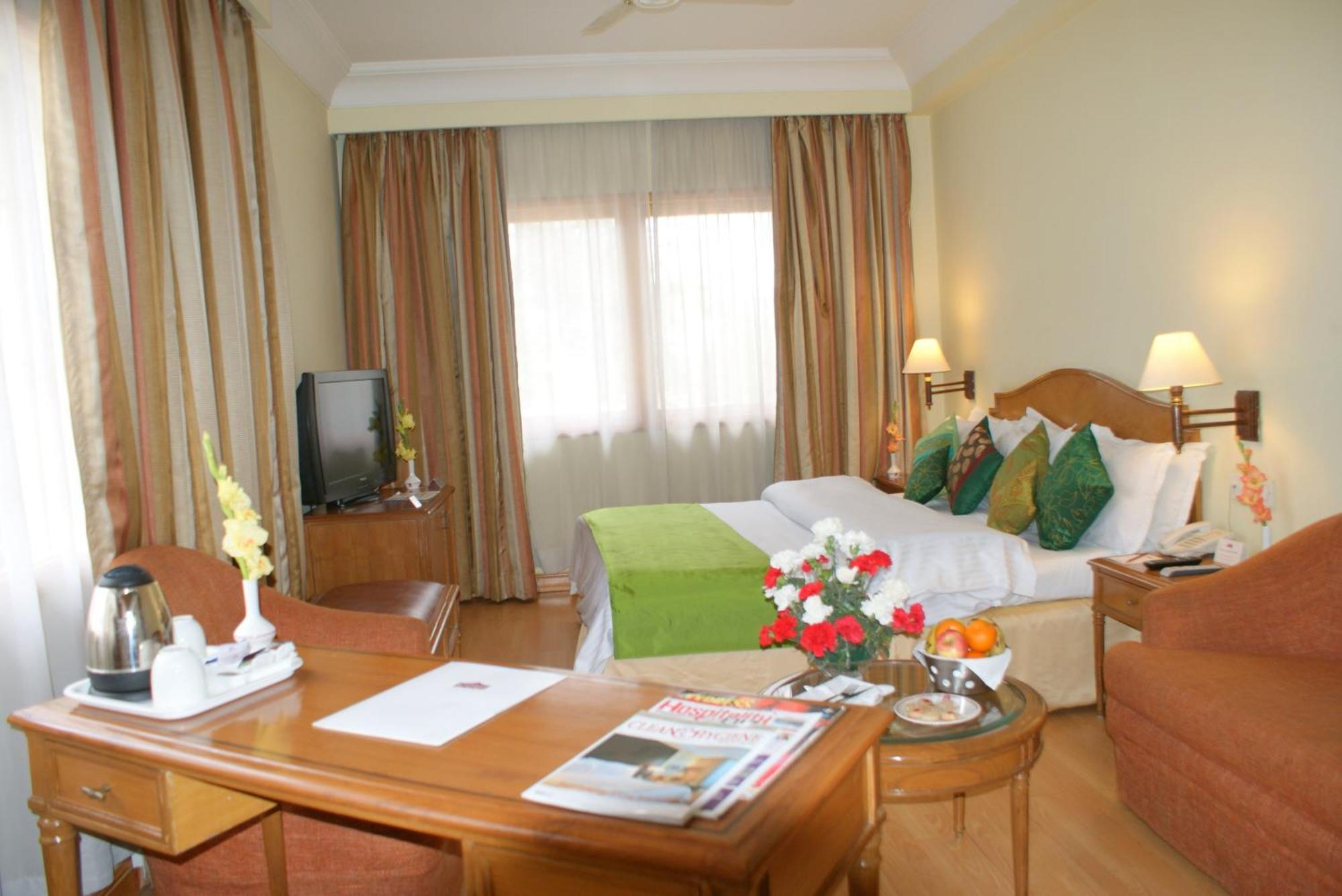 Hotel Ritz Plaza Amritsar Zewnętrze zdjęcie