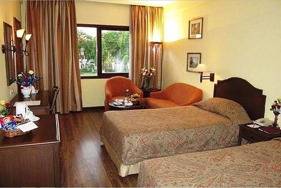 Hotel Ritz Plaza Amritsar Zewnętrze zdjęcie